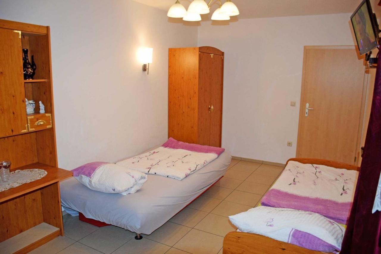 Ferienwohnung/ Ferienzimmer Asche Aschersleben Exterior foto